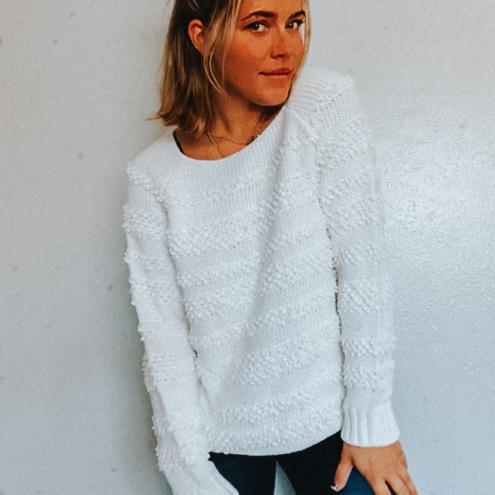 Lou & grey white sweater